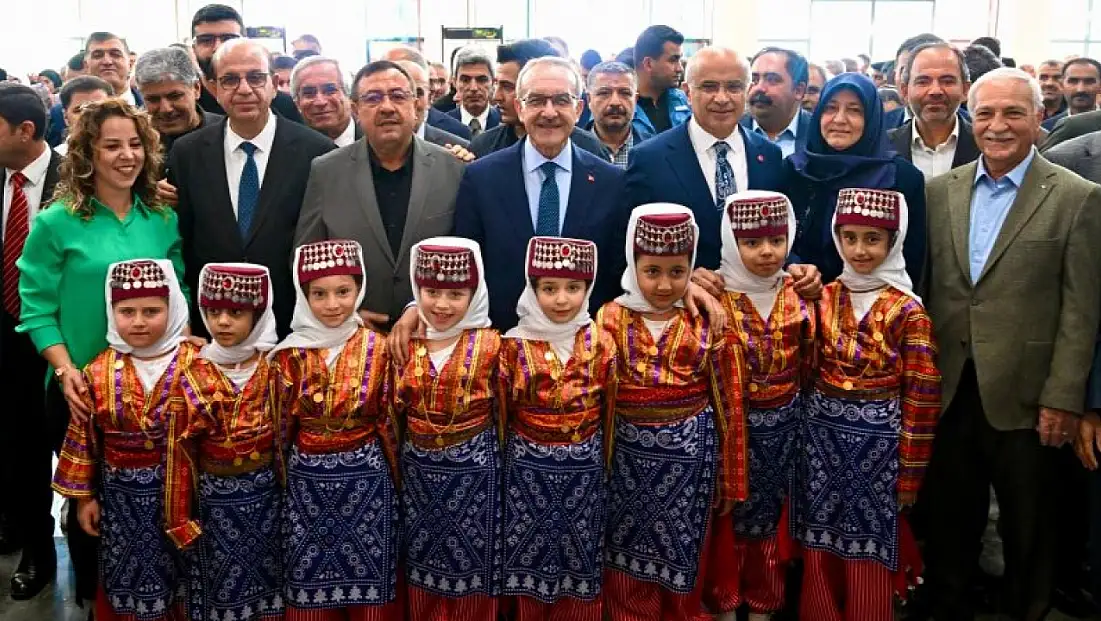 11. Malatya Anadolu Kitap Fuarı Coşkuyla Açıldı