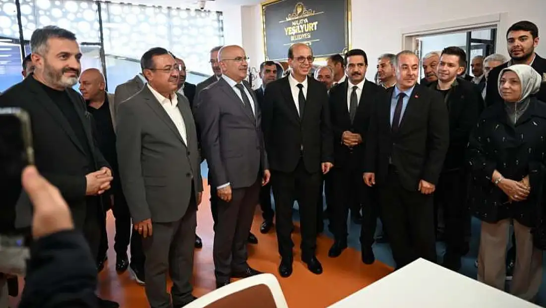 Başkan Geçit“ Çilesiz Kütüphanesi Yeşilyurt’a Hayırlı Olsun”