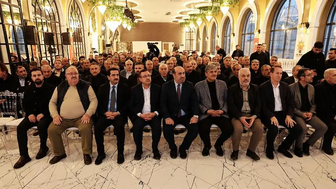 Battalgazi’de Teşkilat AKademisi: Mahalle Başkanlarına Eğitim Sertifikası