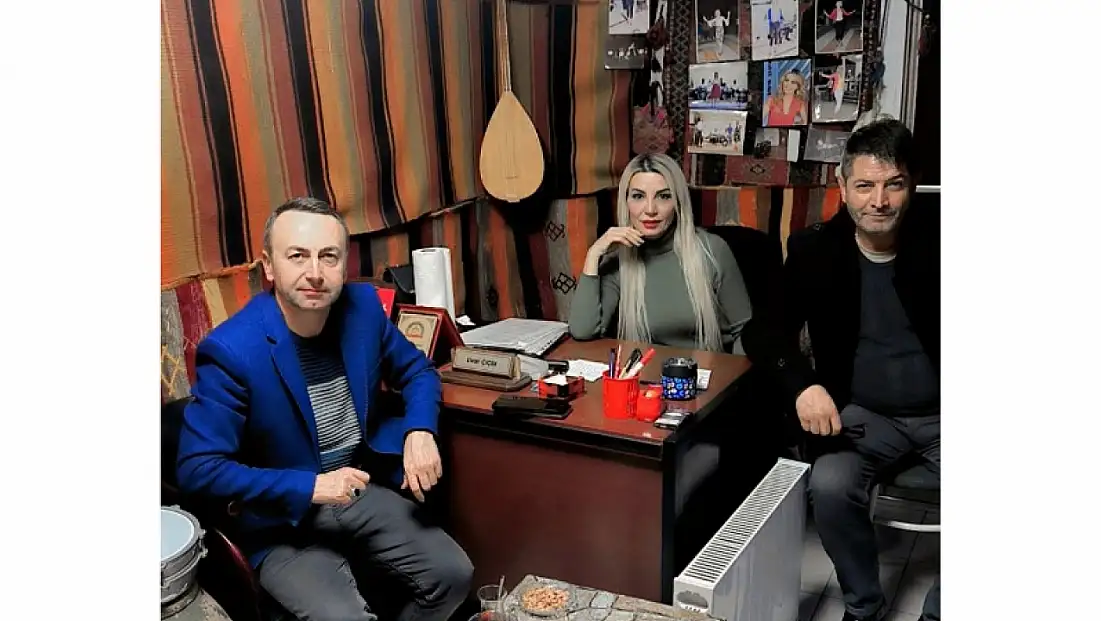 Malatyalı Ses Sanatçısı Elvan Çiçek’e Anlamlı Ziyaret