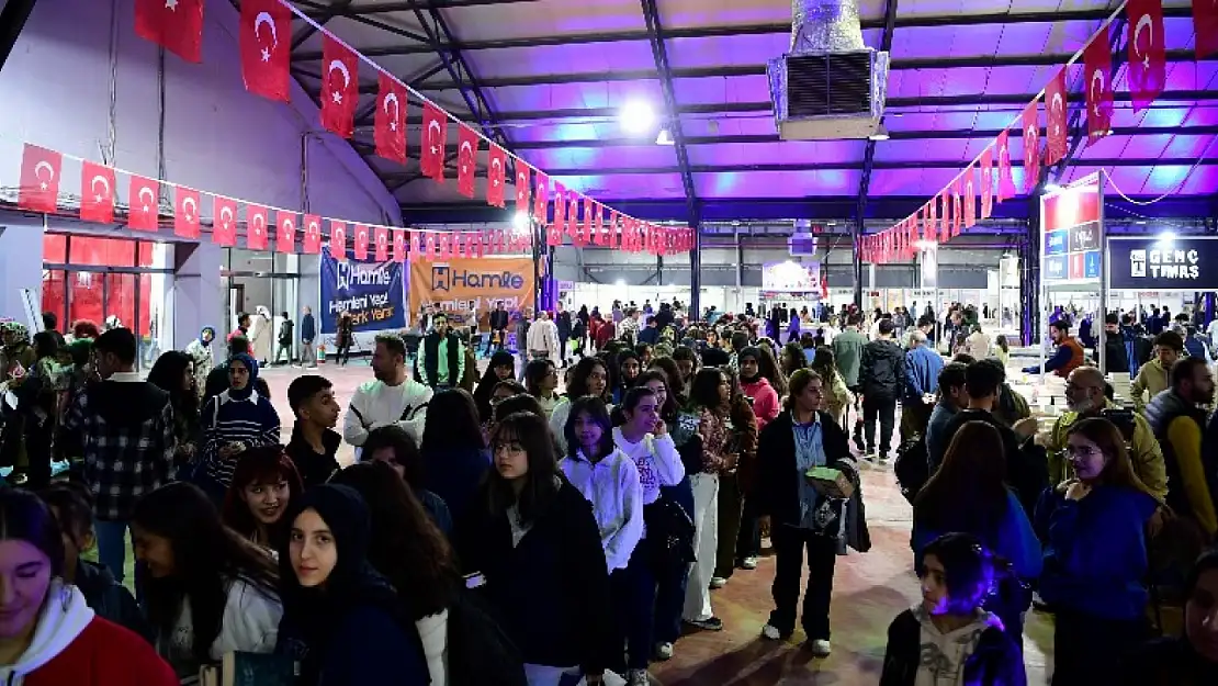 10. Malatya Anadolu Kitap ve Kültür Fuarı'na Okurlardan Yoğun İlgi