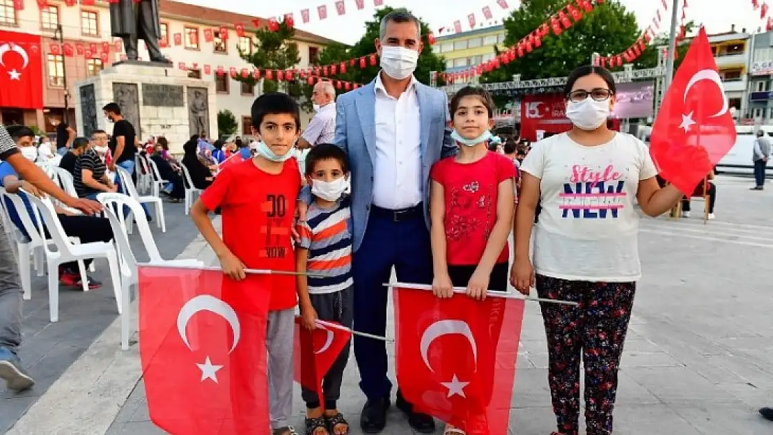 '15 Temmuz, Kutlu Bir Destandır'
