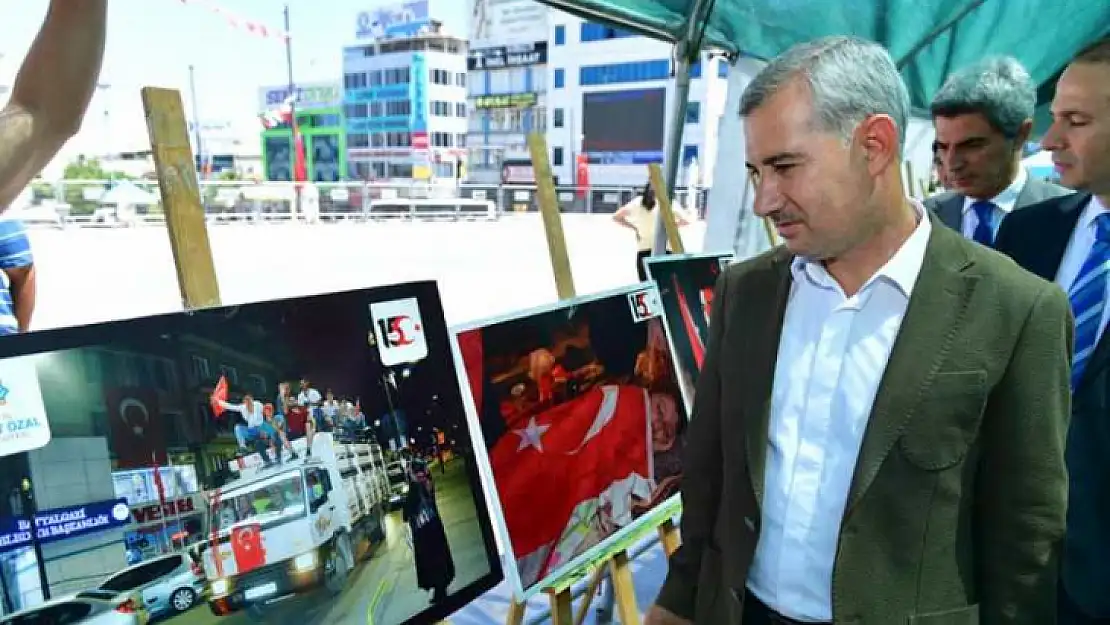 15 Temmuz Şehidi Zekeriya Bitmez Kabri Başında Dualarla Yad Edildi