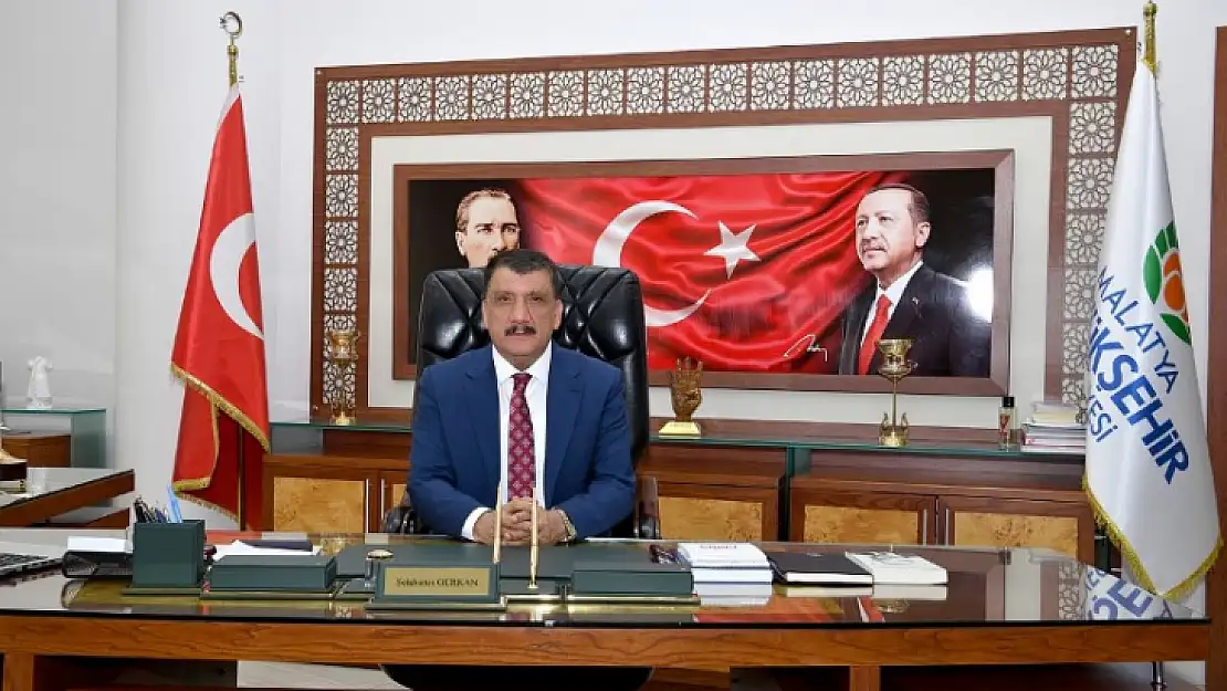 2022 Yılının Sağlık Huzur, Mutluluk Getirmesini Dilerim