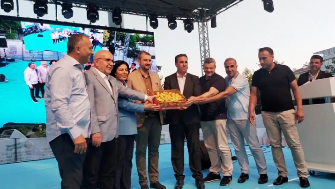 3. Malatya Kayısı Festivali şölenine Muhteşem Açılış