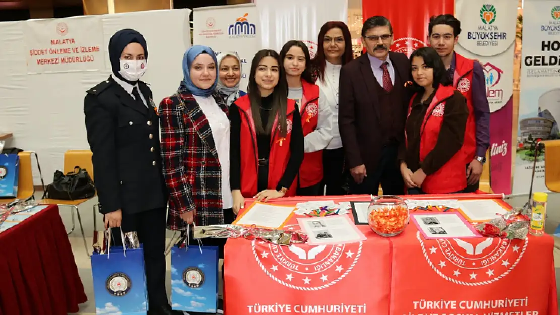 Malatya'da 8 Mart Dünya Kadınlar Günü Kutlandı