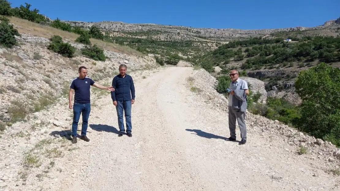 Akçadağ Bağ Mahallesi Ebeler Mezrası Sakinlerinden Yol Ve İlgisizlik Tepkisi