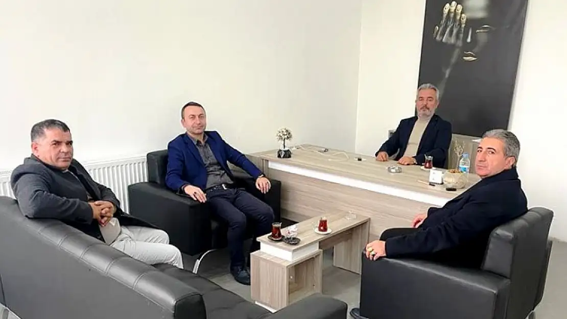 AKÇADAĞDER'den Siyasetçi Osman Güde'ye Özel Ziyareti