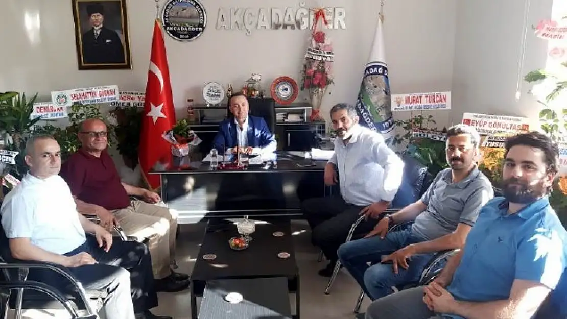 AKÇADAĞDER'e Yoğun Ziyaret Trafiği