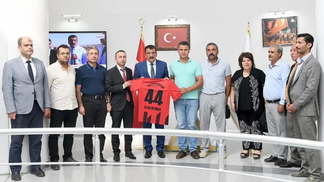 AKÇADAĞDER ve Akçadağ Spor Kulübünden  Başkan Gürkan'a Ziyaret
