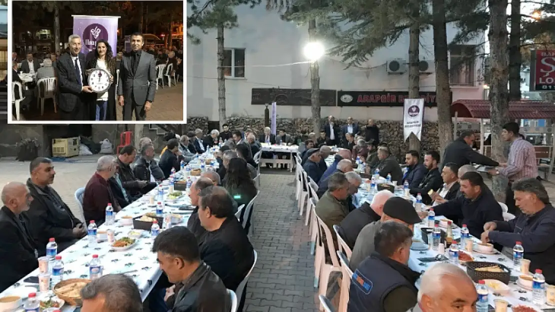 Arapgir Muhtarları İftar'da Bir Araya Geldi