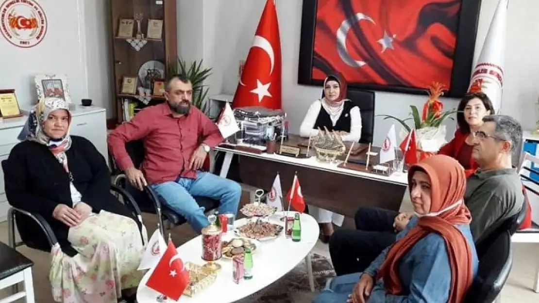 Başkan Akın'dan Vatanseverler Gençlik Eğitim ve Kültür Derneğini Ziyaret