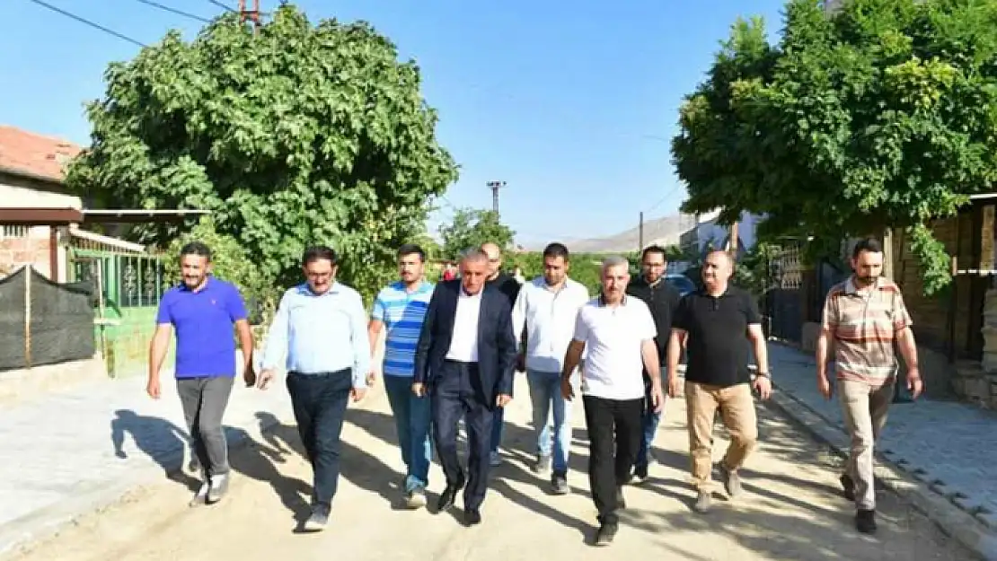 Başkan Çınar, Cafana Mahallesinde Ki Kaldırım ve Yol Yenileme Hizmetlerini İnceledi