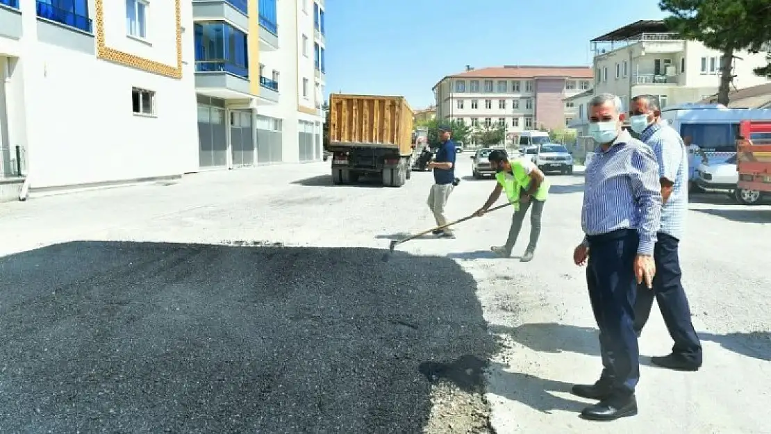 Başkan Çınar, Çavuşoğlu Mahallesindeki Yol Yenileme Hizmetlerini İnceledi