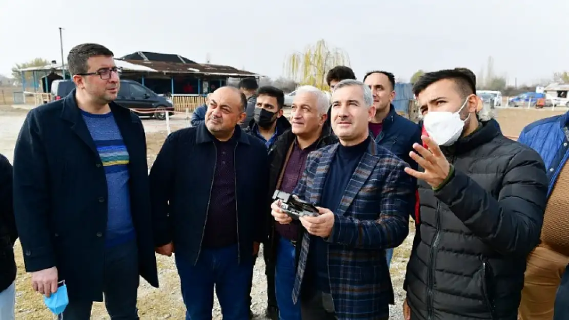 Başkan Çınar, Drone Kursiyerlerini Ziyaret Etti