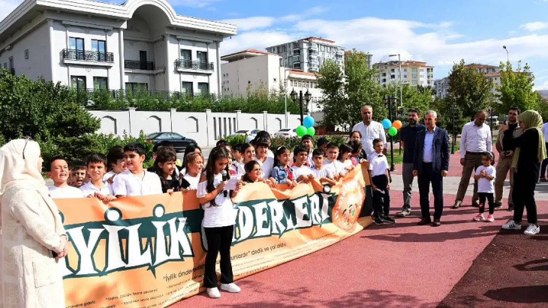 Başkan Çınar 'İyilik Önderleri Son Yaz Pikniği' Etkinliğine Katıldı