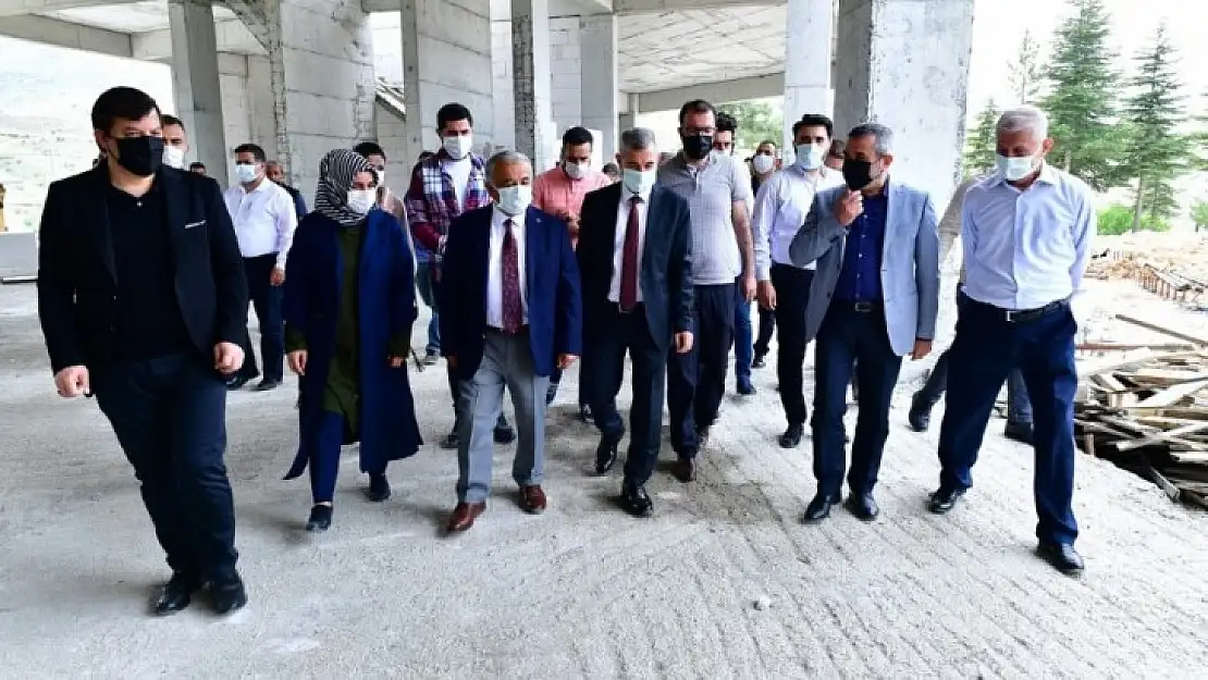 Başkan Çınar' Şahintepesi Sosyal Tesisleriyle Bölge Turizmini Hareketlendirecek'