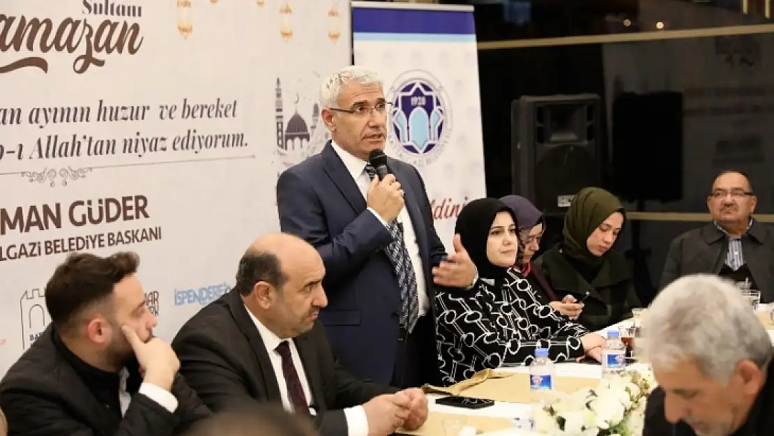 Başkan Güder, AK Parti İlçe Teşkilatıyla İftarda Buluştu