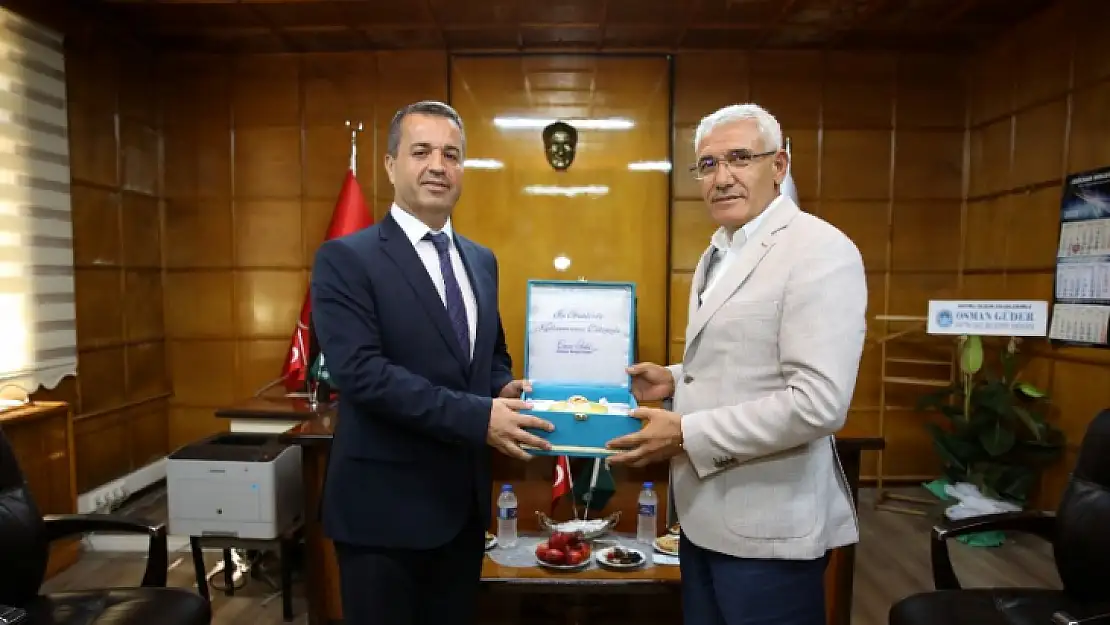 Başkan Güder'den Yeni Kurum Müdürlerine Hayırlı Olsun Ziyareti