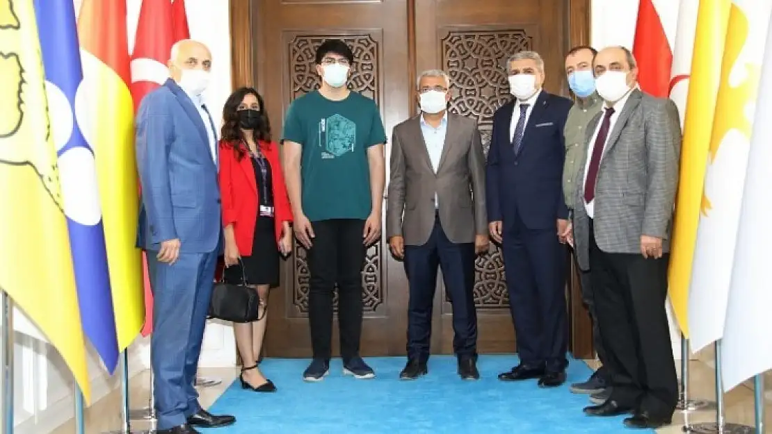 Başkan Güder: 'Gençlerimize Güveniyoruz, İnanıyoruz'