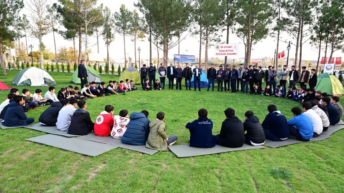 Başkan Güder İzcilerin Kampına Katıldı