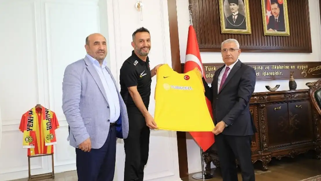 Başkan Güder, Milli Kaleci Karadağ'dan Söz Aldı