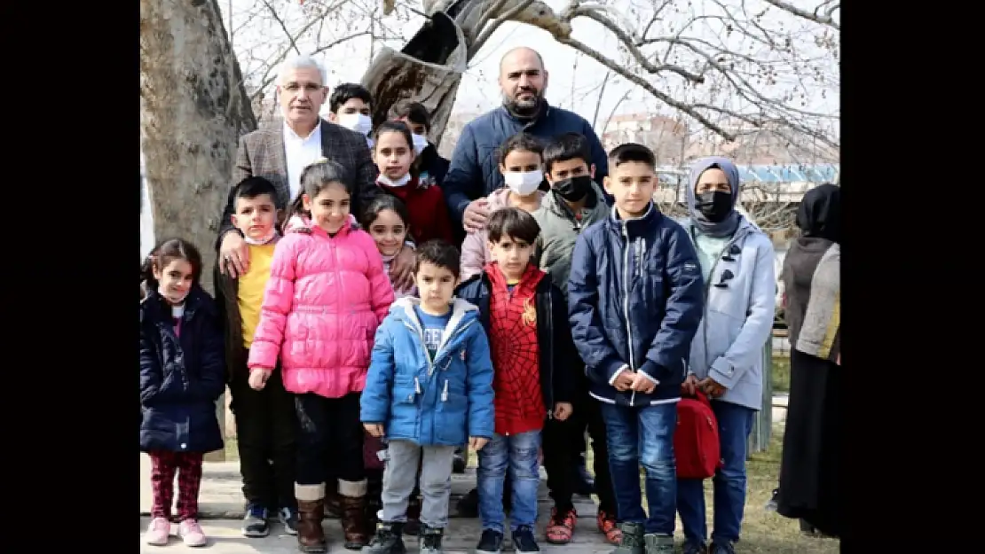 Başkan Güder, Yetim Çocuklar ve Aileleriyle Buluştu