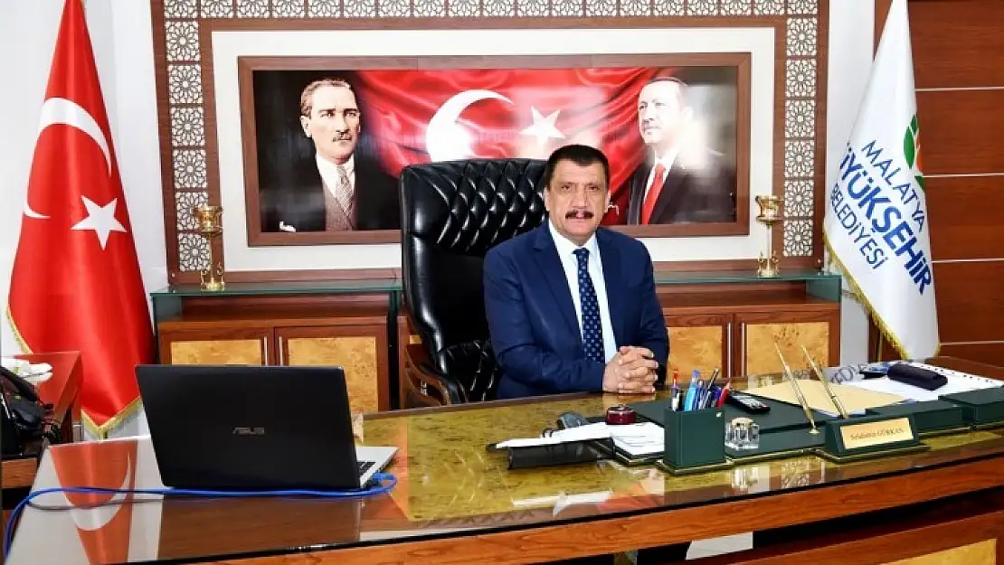 Başkan Gürkan' Emniyet Teşkilatı Çalışanlarımızın Haftalarını Kutluyorum