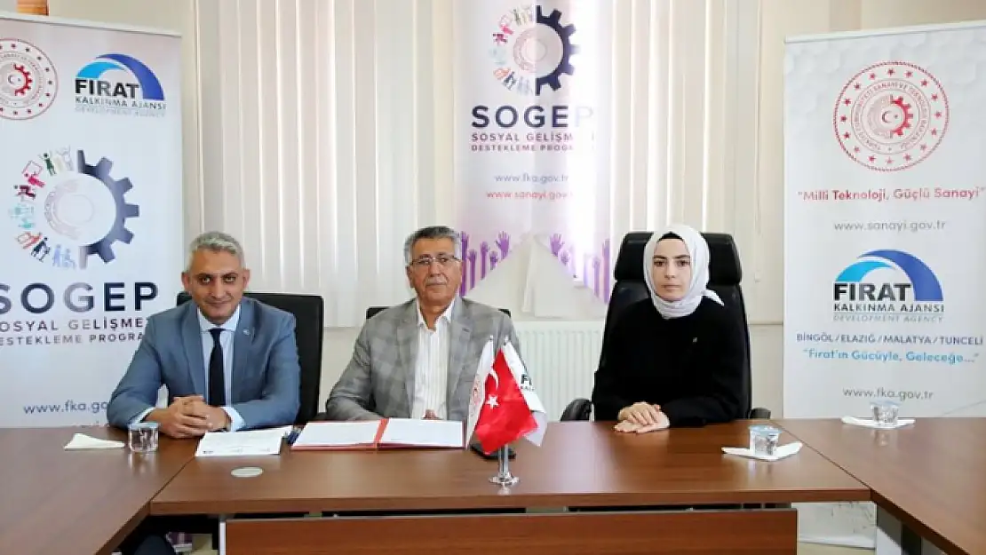 Başkan Öztürk' Ayçiçek Yağı Üretim Tesisi Projemiz Yazıhan'ımıza Hayırlı Olsun'