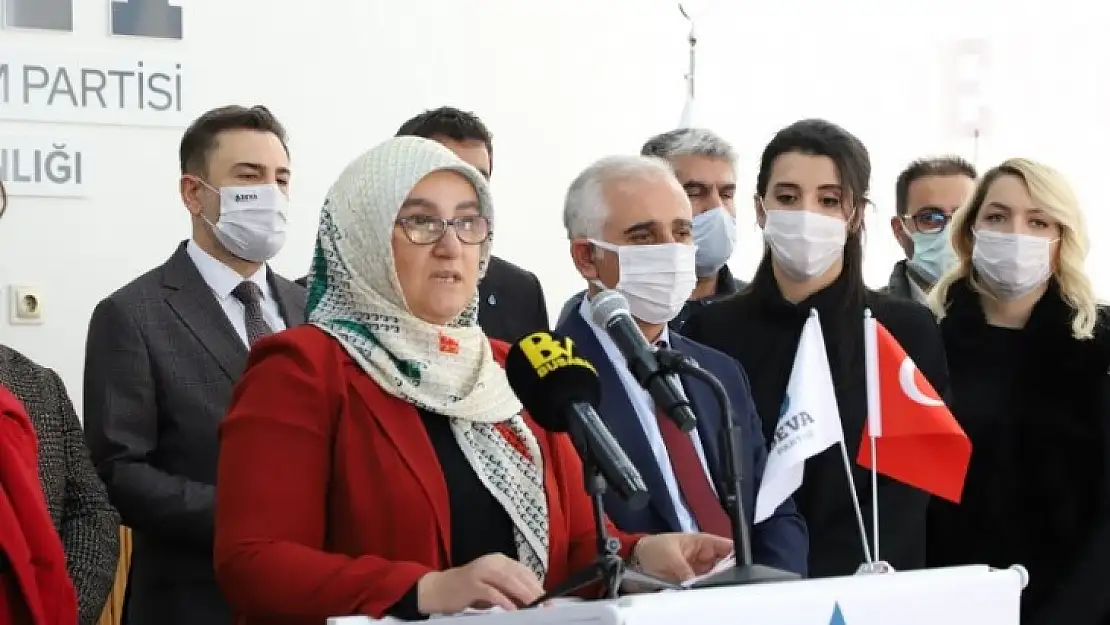 Başkan Polat' Her Kadın Annedir '