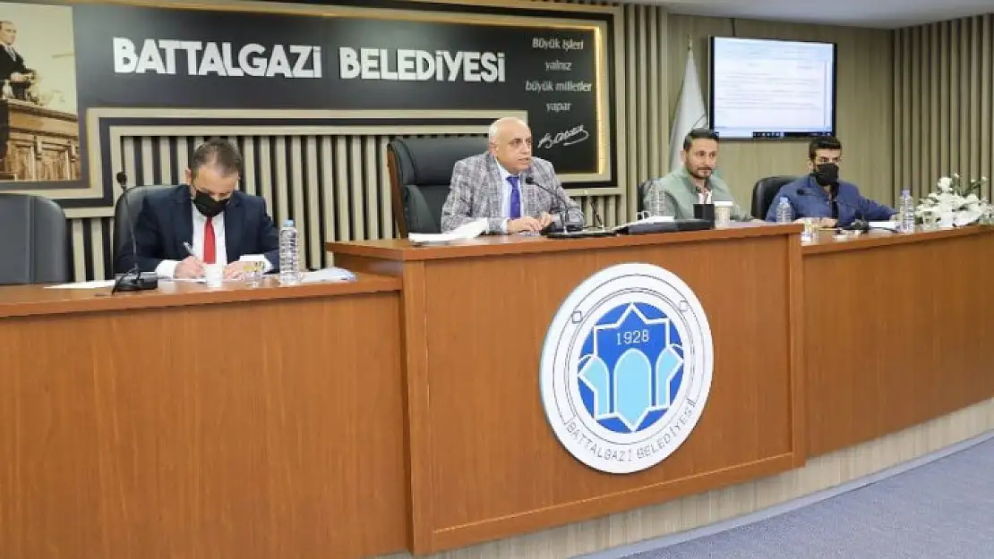 Battalgazi Belediye Meclisi Bel. Bşk. Yrd. Zafer Kırçuval Başkanlığında Toplandı