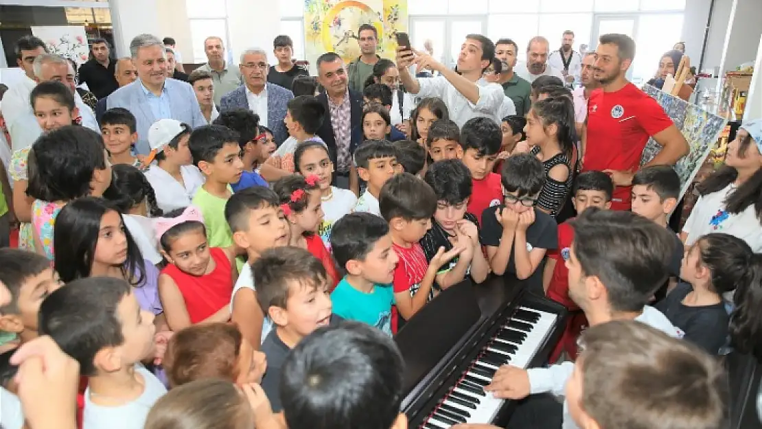 Battalgazi Belediyesi Yaz Spor Okullarındaki Öğrencilere Sürpriz Ziyaret