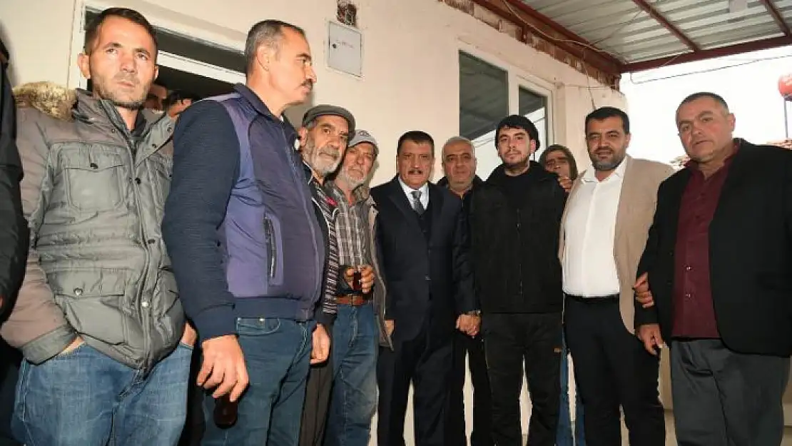 Bizim İçin Esas Olan İnsanların  Birlik ve Beraberliğidir