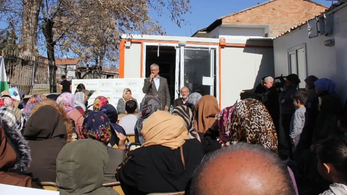 Büyükşehir Bağımsız Belediye Başkan Adayı Prof. Dr. Gezer, Seçim Gezilerine Devam Ediyor