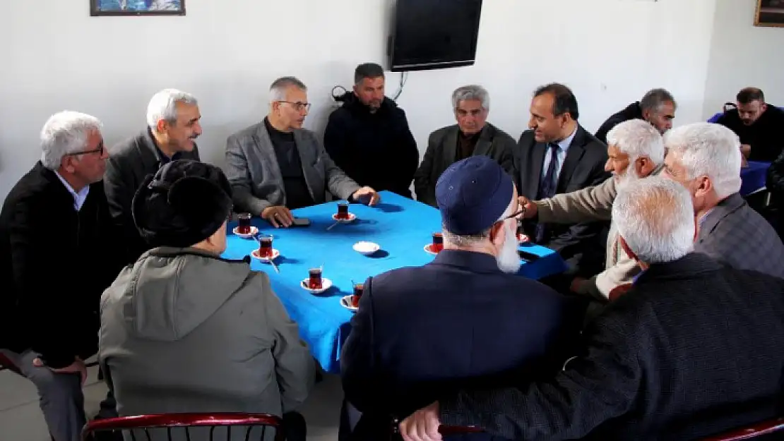 Büyükşehir Belediyesi Bağımsız Aday Prof. Dr. Gezer Yazıhanlılarla Buluştu