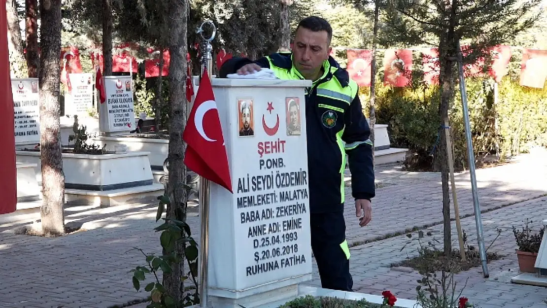 Büyükşehir Belediyesi Şehitlerin Aziz Hatıralarına Sahip Çıkıyor