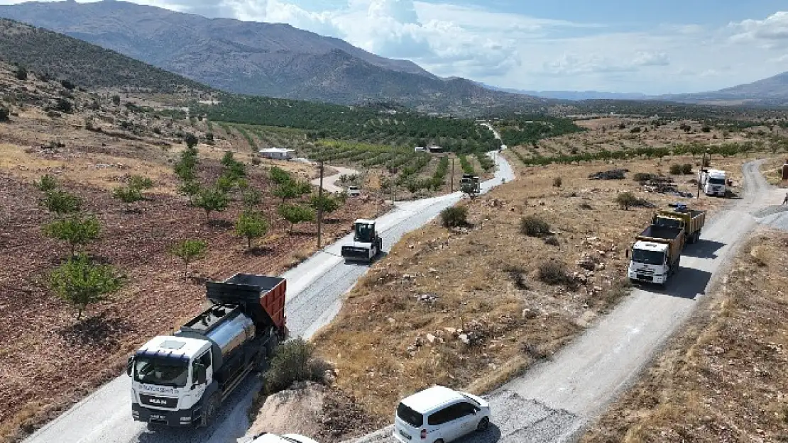 Büyükşehir Gözene Mahallesi'nde Yol Çalışmalarına Başladı