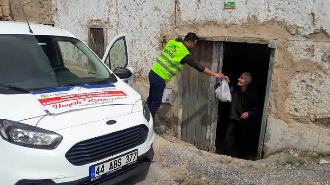 Büyükşehir İftarda ve Sahurda Vatandaşları Yalnız Bırakmıyor