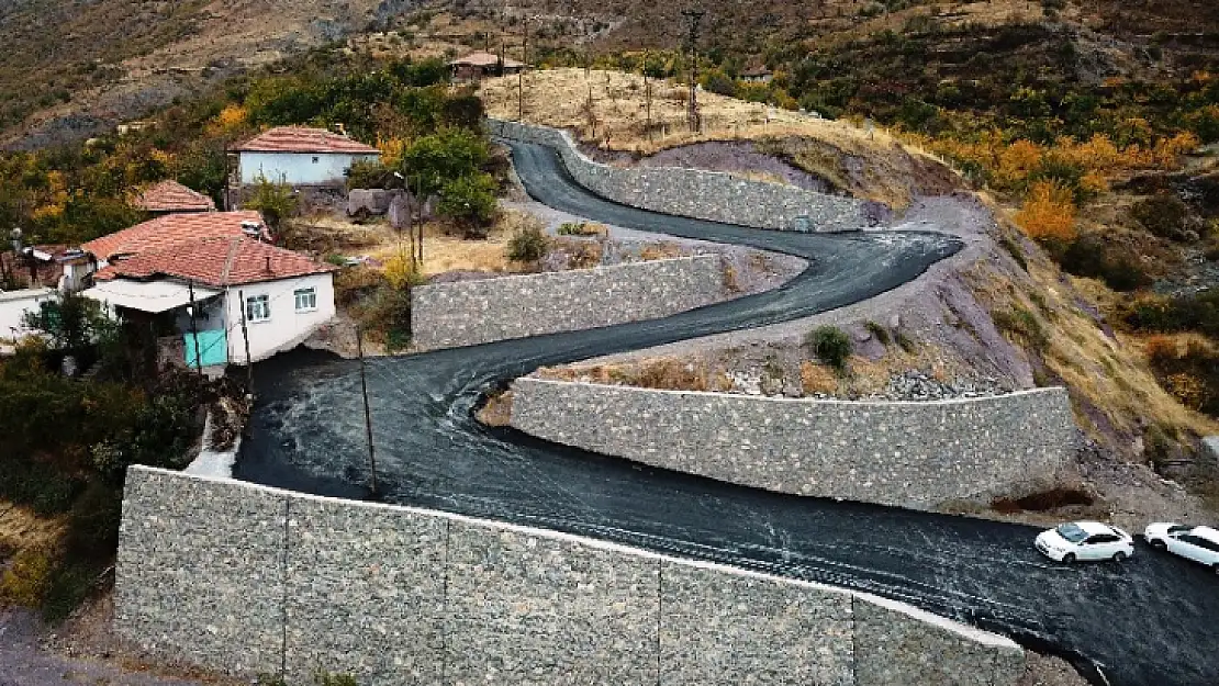 Büyükşehir Yol Güvenliğini Artırmak İçin Köprü, Menfez ve Taş Duvar İnşa Ediyor