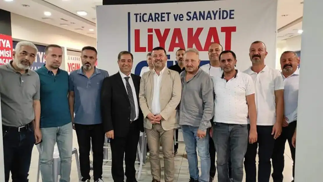 Chp'li Ağbaba'dan Baştürk'ün Seçim Bürosuna Ziyaret 