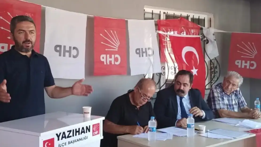 CHP Yazıhan İlçe Kongresinde Şahmurat Çalışkan Güven Tazeledi