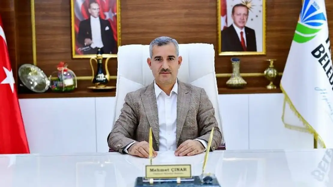 Çınar' Cumhuriyet, Yeniden Dirilişin Simgesidir'