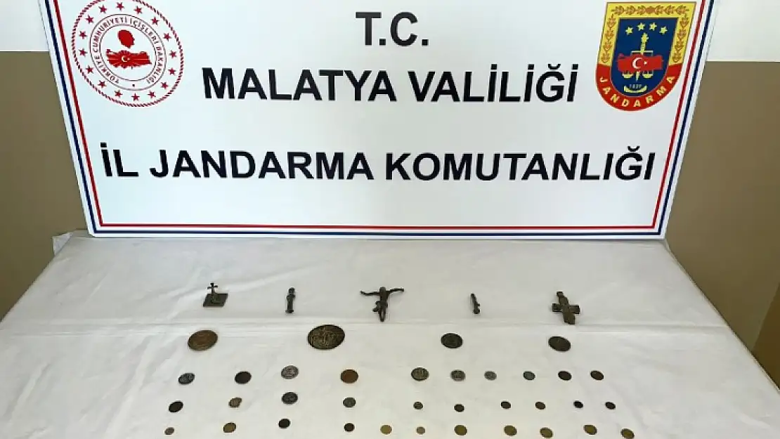 Çukurdere Mahallesinde Jandarma'dan Tarihi Eser Operasyonu