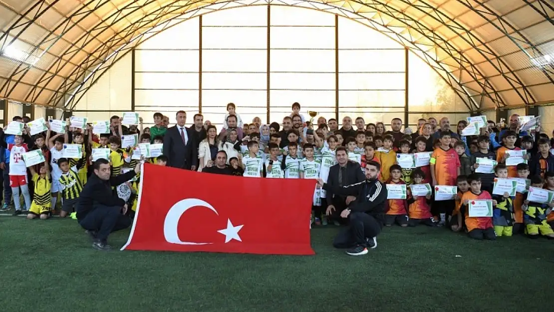 Cumhuriyet Kupası Futbol Turnuvası Sona Erdi