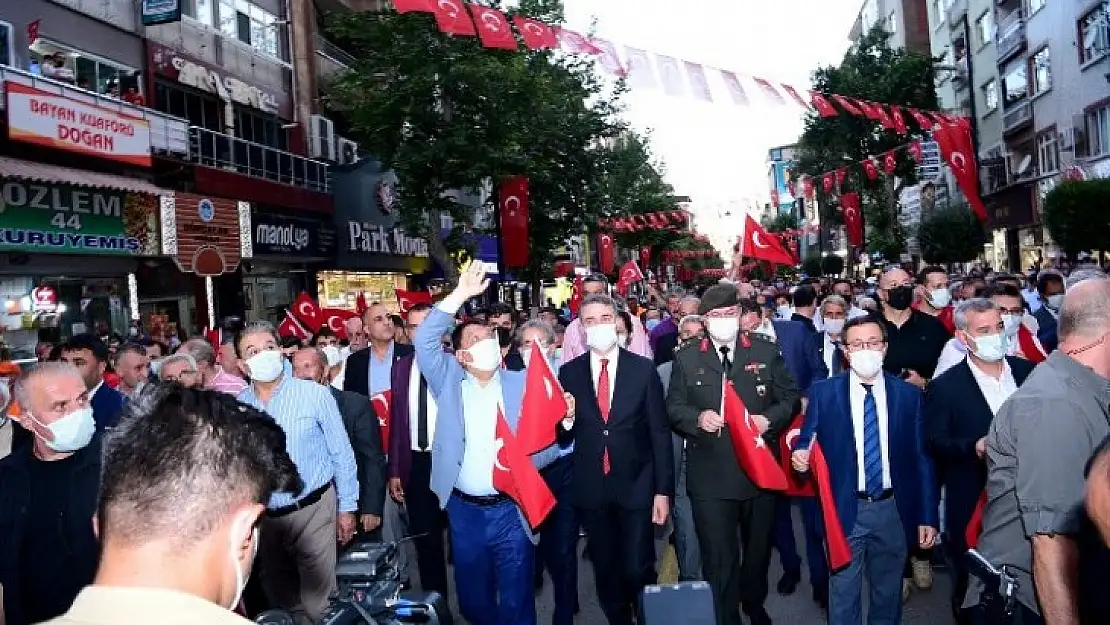 Demokrasi Bayramı Malatya'da Coşkuyla Kutlandı