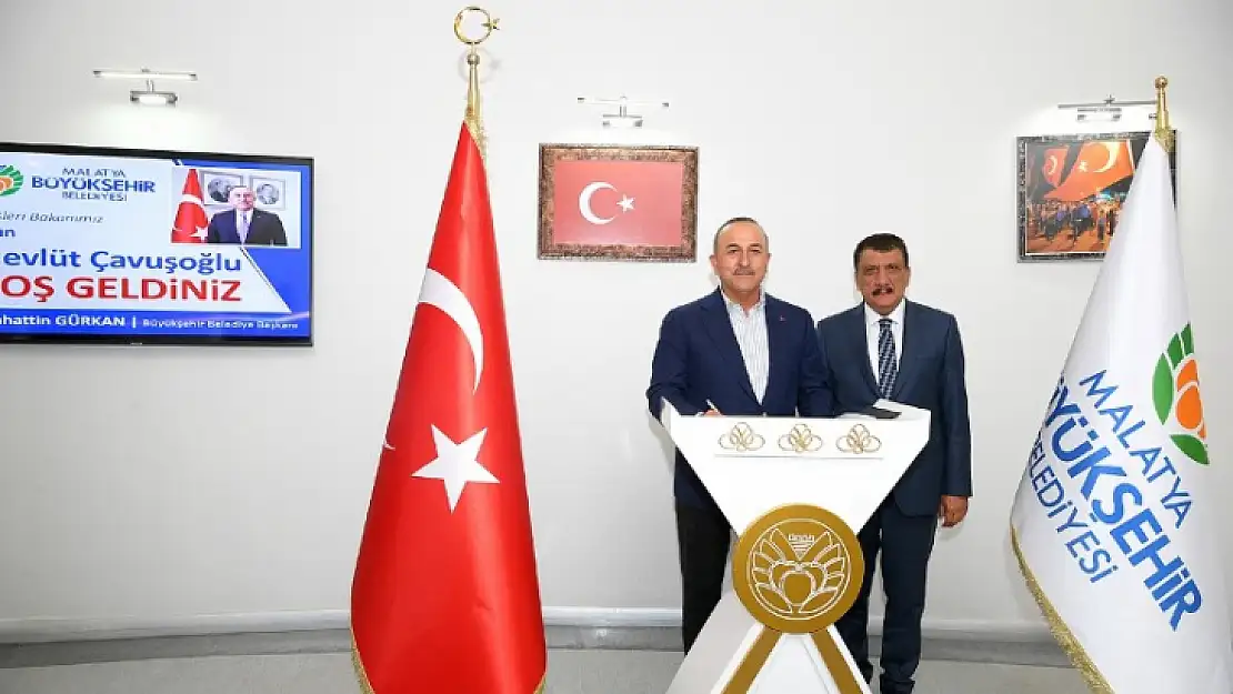 Dışişleri Bakanı Çavuşoğlu'ndan Başkan Gürkan'a Ziyaret