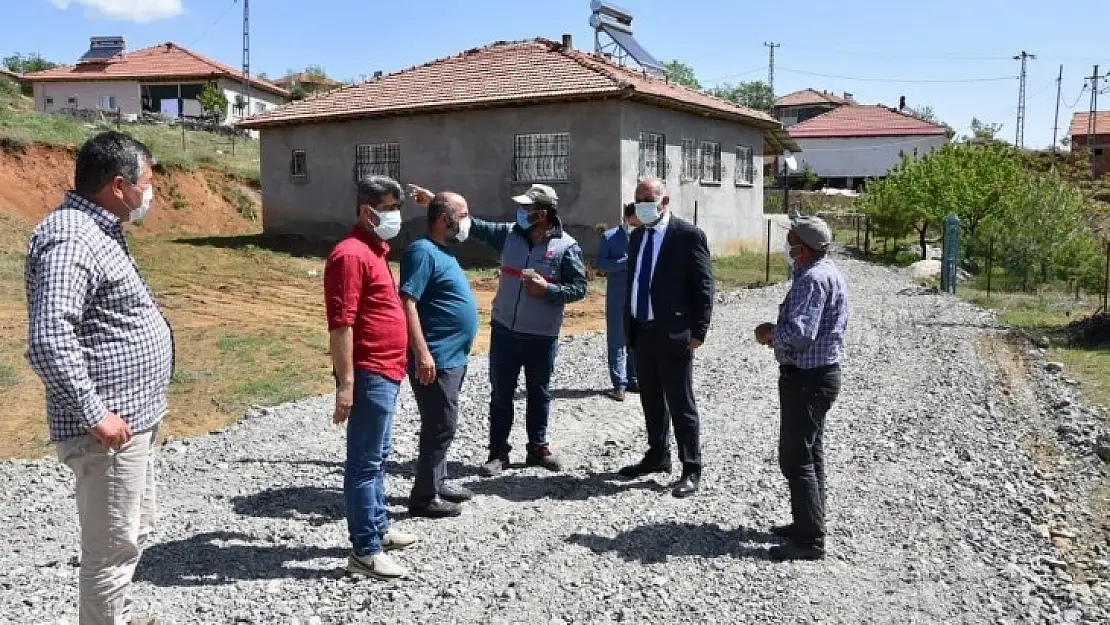 Doğanşehir'de Yol Çalışmaları Hız Kesmiyor
