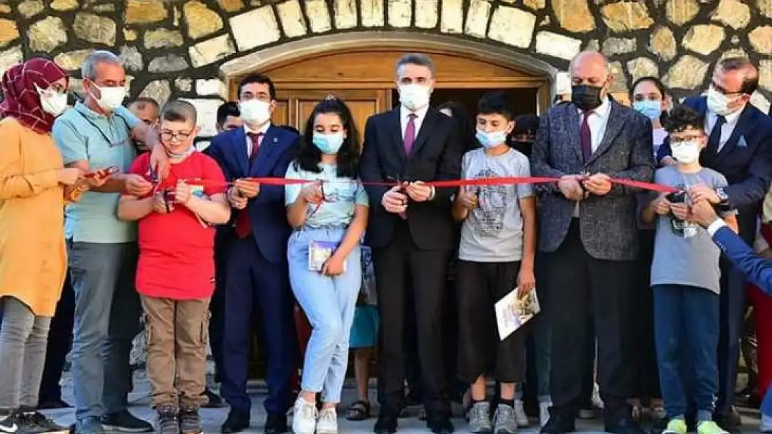 Doğanşehir Halk Kütüphanesinin AçılışıYapıldı
