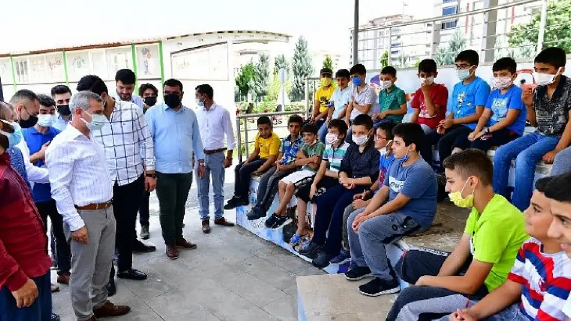 'Donanımlı ve Bilgili Bir Nesil İçin Çalışıyoruz'