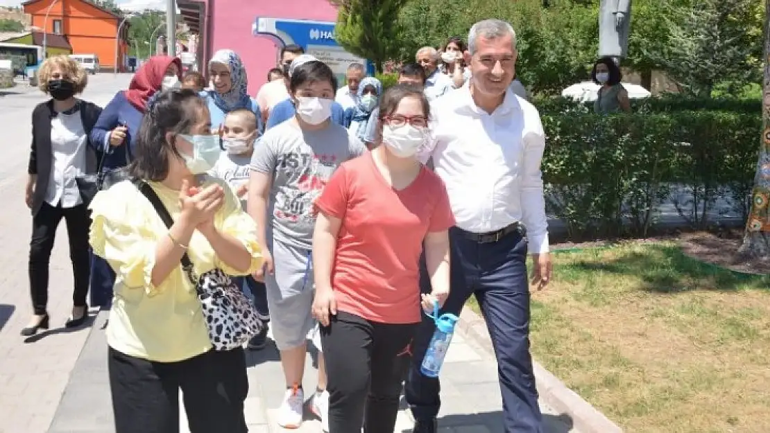 Down Sendromlu Çocukları ve Ailelerini Tarihi Yeşilyurt Konaklarında Ağırlandı